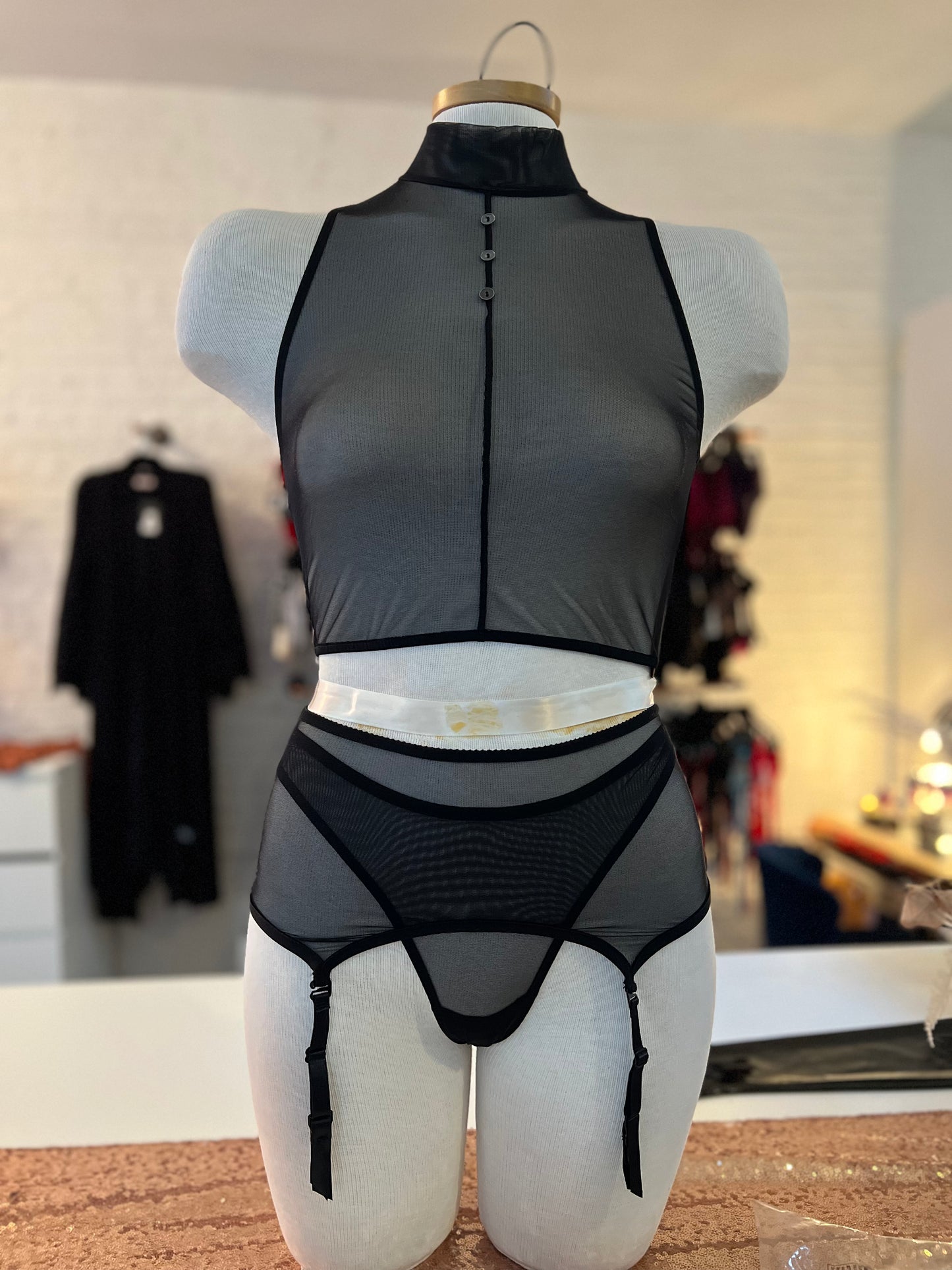 Whisper Garter Belt - Black