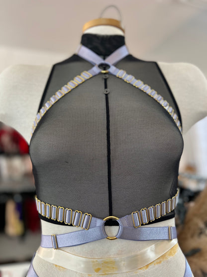 Ako Harness - Lavender Aura Gold