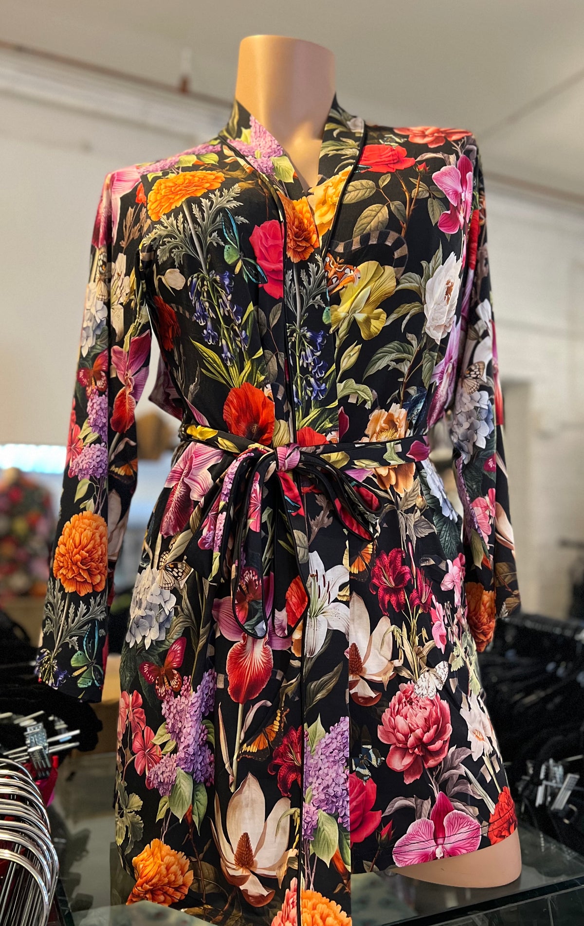 Rackl Robe Kilo Brava - Renaissance Floral Short Robe - The Rack Shack