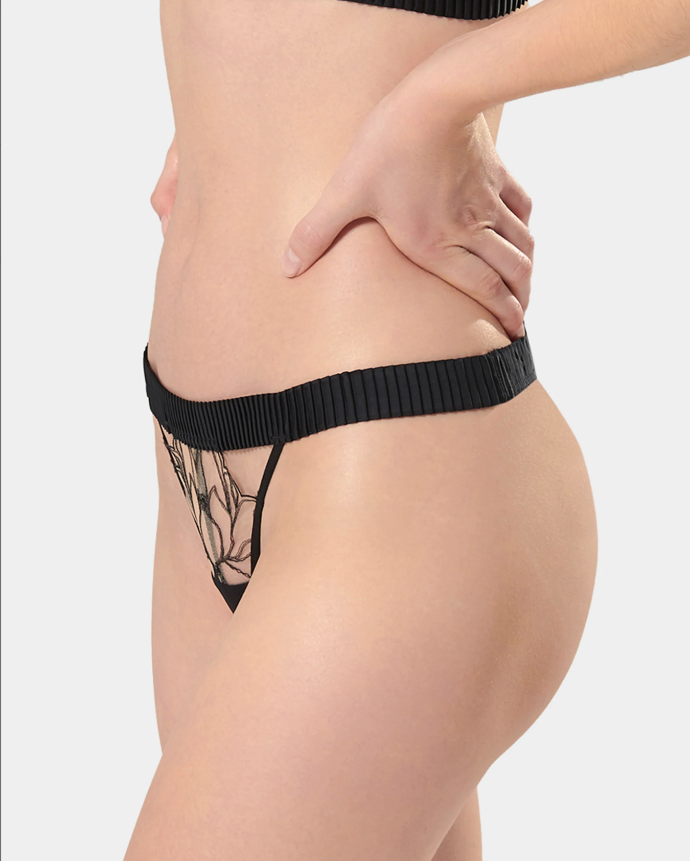 Maia Thong - Black/Sheer