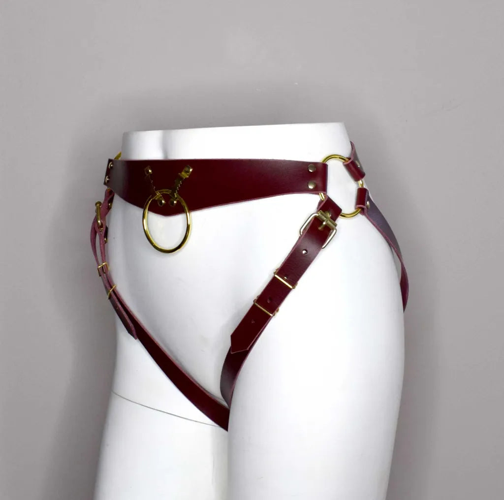 Vanya Convertible Simple Leather Harness - Burgundy