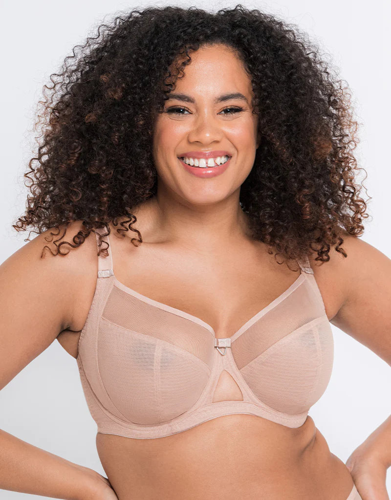 The Rack Shack on X: Supports you like a bra but fits like a top! We can't  wait to wear this one out. New in from Curvy Kate, shop Storm scooped  longline