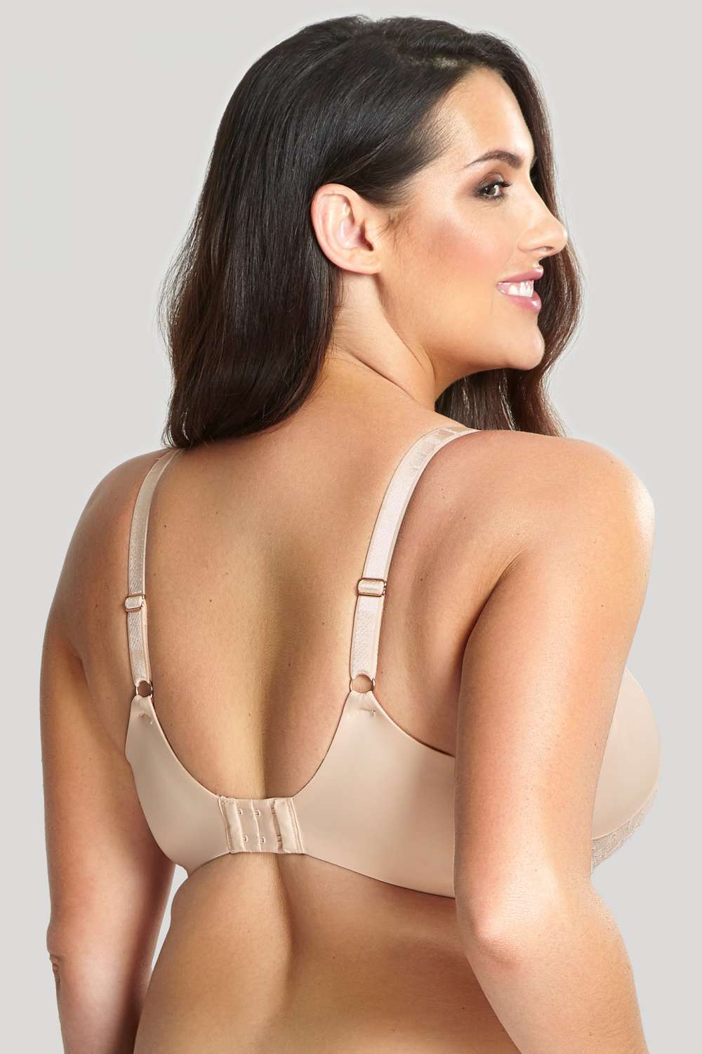 bra for wide shoulders